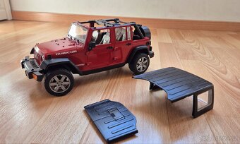 Bruder Jeep Wrangler Rubicon - 3
