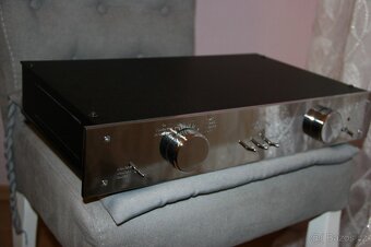 Burmester 877 XLR High End Stereo Preamplifier použitý - 3