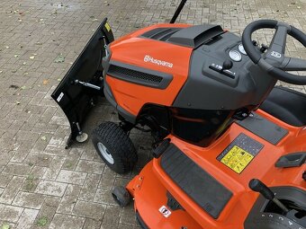 Travní traktor Sekačka Husqvarna TS 343 Mulčovač se zadním v - 3