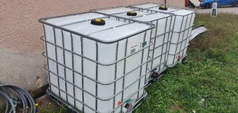 IBC KONTEJNER / NÁDRŽ NA 1000 L - ČISTÉ - 3