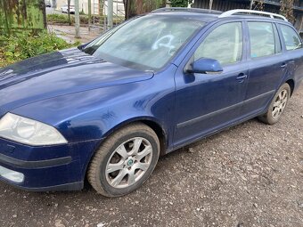 Škoda Octavia 2 před fac.vombi barva 9462- bez koroze) - 3