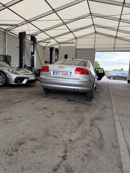 Havarovaná Audi A8 4.0tdi - 3