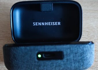 Sennheiser Momentum 3 TWS nabíjecí box - 3