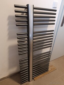 Designový koupelnový radiátor/žebřík - 3