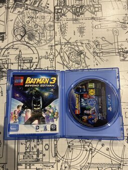 Batman 3 Beyond Gotham - 3