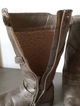 Kozačky zateplené DEICHMANN vel.32 - ZDARMA - 3