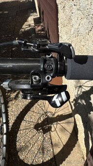 Celoodpružené horské kolo Cannondale Trigger 27,5 Team - 3