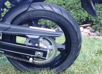 Suzuki V-Strom 650 - 3