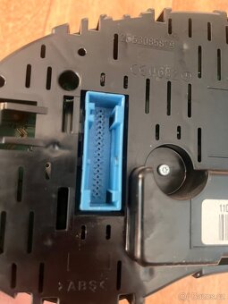 Budíky audi a3 8p - 3