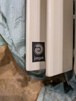 prodám atypický radiátor č. 7 - 3