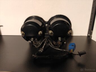 Suzuki GS 500 - budíky - 3