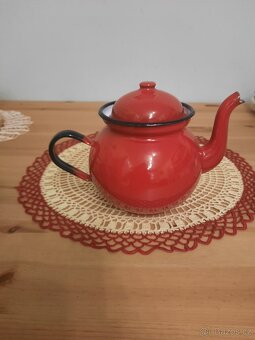 Konvička smaltovaná , háčkovaná dečka - 3