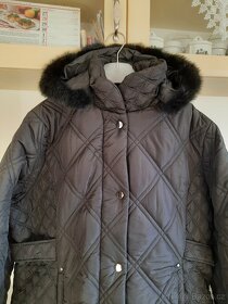 Nový prošívaný černý kabát kapucí pro baculky vel.54. - 3
