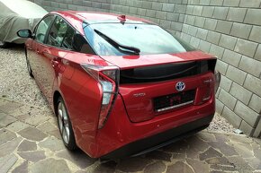 133.000km, Toyota Prius IV. Hybrid Executive-Navi-Radar-Kůže - 3