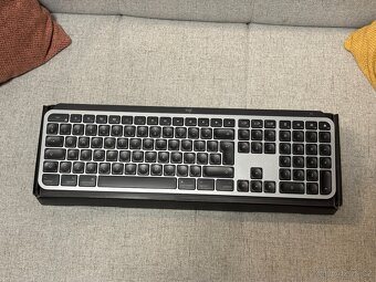 Logitech MX Keys for Mac - 3