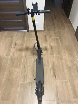 Prodám elektrokoloběžku Xiaomi mi electric scooter 3 - 3