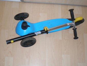 skládacíÍ tříkolová koloběžka OXELO B1 do 20 kg - 3