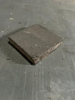 Prodám půdovky - cihlová dlažba 105m2 - 3