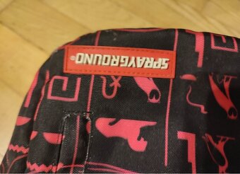 Kultovní batoh/aktovka SPRAYGROUND. PC 3500,-. - 3