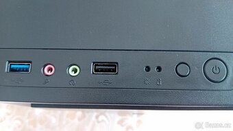 Starší Herní PC - AMD Athlon X4 840 / 8GB / 256GB / HD 7750 - 3