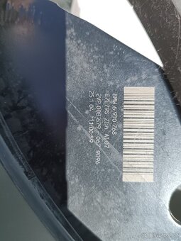 BMW E60  P.Z zadní světlo - 3