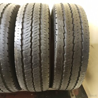 Continental 225/75 R16CP 116R 2x 8mm a 2x 6,5mm - 3
