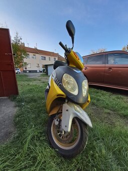 Skútr 50, čtyřtakt - 3