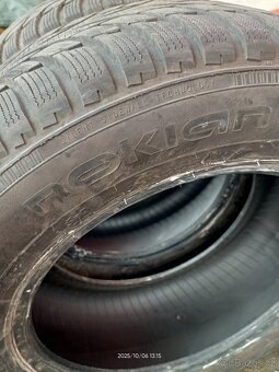 2 kusy 215/60R16 95h Zimní Nokian - 3