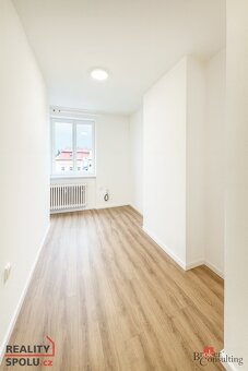 Prodej, byty/1+kk, 25 m2, Masarykovo náměstí 363/41, Vyškov- - 3