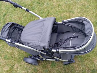 Sourozenecký kočárek - 3