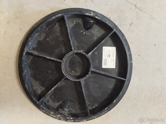 Kanalizační poklop - 3