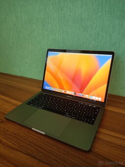 MacBook Pro 13 2017 | i5 • 8GB • 256GB SSD - 3