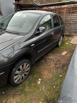 Fiat croma 2,4 jtd ND - 3