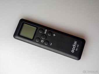 LED video světlo Godox LEDP260C - 3