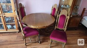 Starožitný nábytek (vitrína a stůl se židlemi) - 3