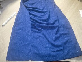 Modré krátké plesové šaty - 3