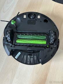 iRobot Roomba Combo J7+ s mopem - 3