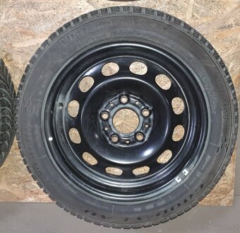 zimní pneu Goodyear 195/55 R16 // 4x7mm s origo BMW disky - 3