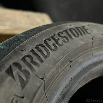 Letní pneu 235/35 R19 91Y Bridgestone 4,5-5mm - 3