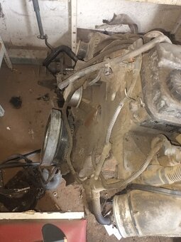 Motor cummins avie daf - 3