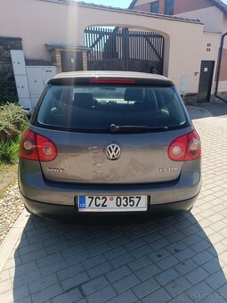 Prodám VW Golf 1,8 TDI r.v 2004 bez STK - 3
