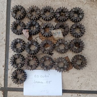 Jawa Pionýr 550,55,05,20,21,23 kolecka převodovky Nepoužité - 3