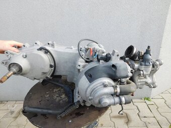 Motor piaggio 125 - 3