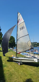 Sportovní plachetnice RS Vareo - 3