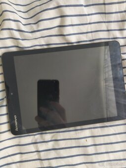 Lenovo tablet na ND - 3