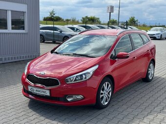Kia Ceed 1.6 GDi 99 kW Exclusive Combi / ČR / DPH - 3
