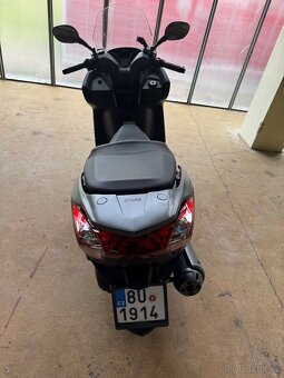 Kymco Downtown 125 - 3