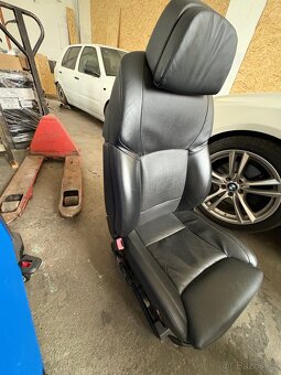 Bmw 7 f01/f02 sedačka - 3
