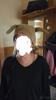 Vše za 500 Kč-klobouky, obraz, el. klávesy a další - 3