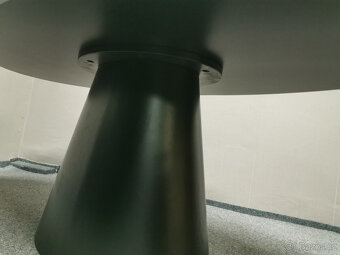 Nový černý ovál jídelní stůl REFLECTION - 3